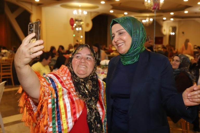 ANNELER GÜNÜ ETKİNLİĞİ