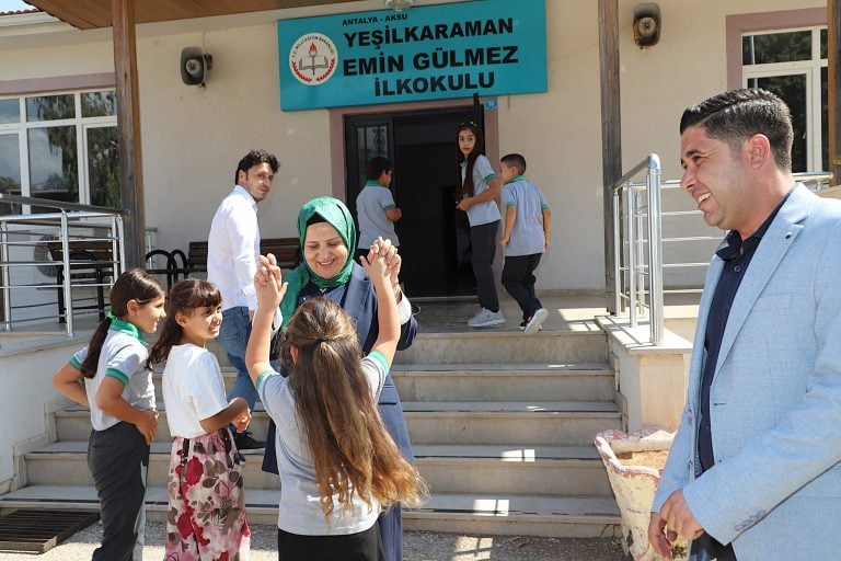 AKSU’DA YENİ EĞİTİM-ÖĞRETİM YILI HEYECANI