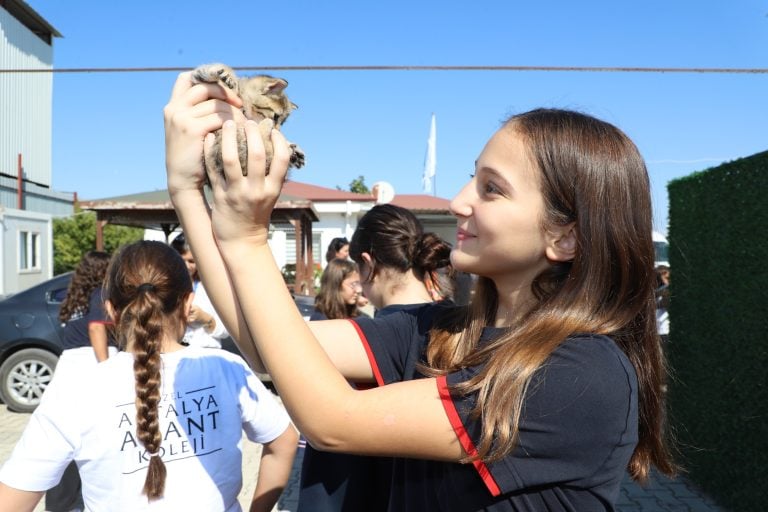 AKSU’DA ÖĞRENCİLER CAN DOSTLARIYLA BULUŞTU