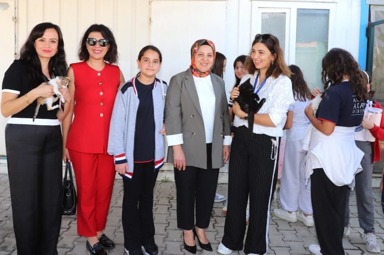 AKSU’DA ÖĞRENCİLER CAN DOSTLARIYLA BULUŞTU