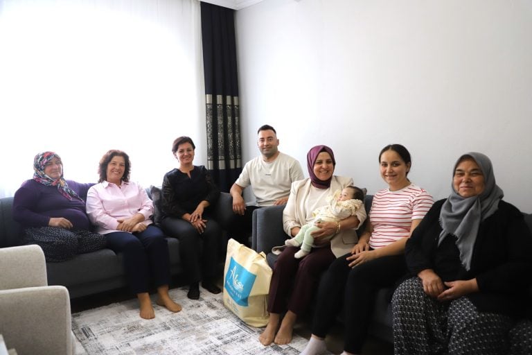 AKSU BELEDİYESİ’NDEN MİNİK KALPLERE SICAK ZİYARET