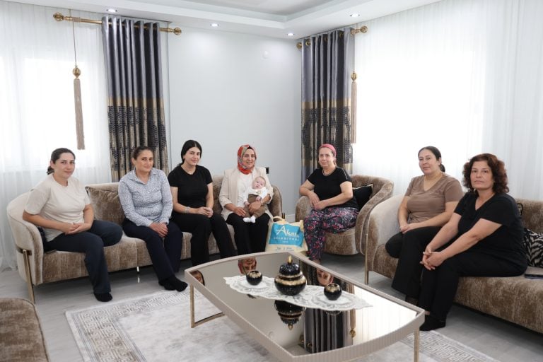 AKSU BELEDİYESİ’NDEN MİNİK KALPLERE SICAK ZİYARET