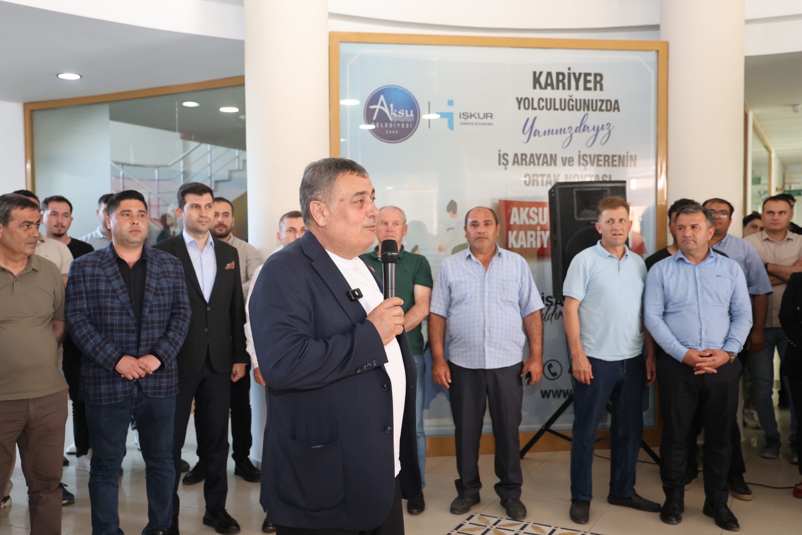 BAŞKAN YILDIRIM PERSONELLE BAYRAMLAŞTI, KURBAN BAYRAMI MESAJI YAYIMLADI