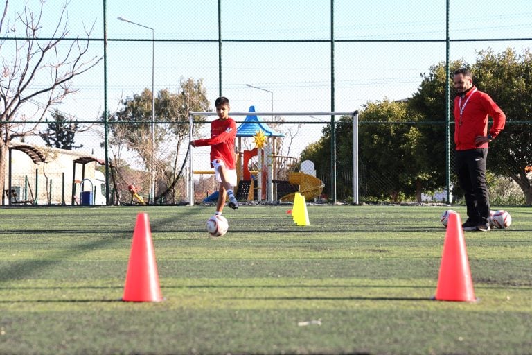 AKSU BELEDİYESİ YAZ SPOR KURSLARI BAŞLIYOR