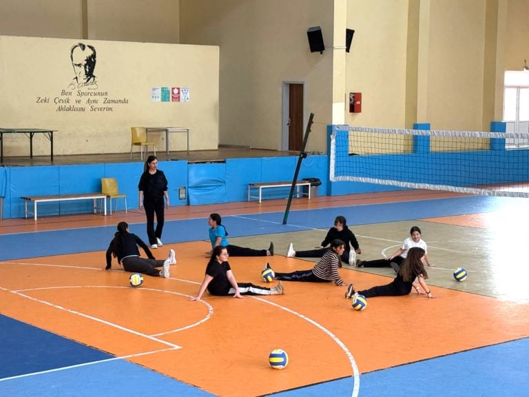 AKSU BELEDİYESİ YAZ SPOR KURSLARI BAŞLIYOR