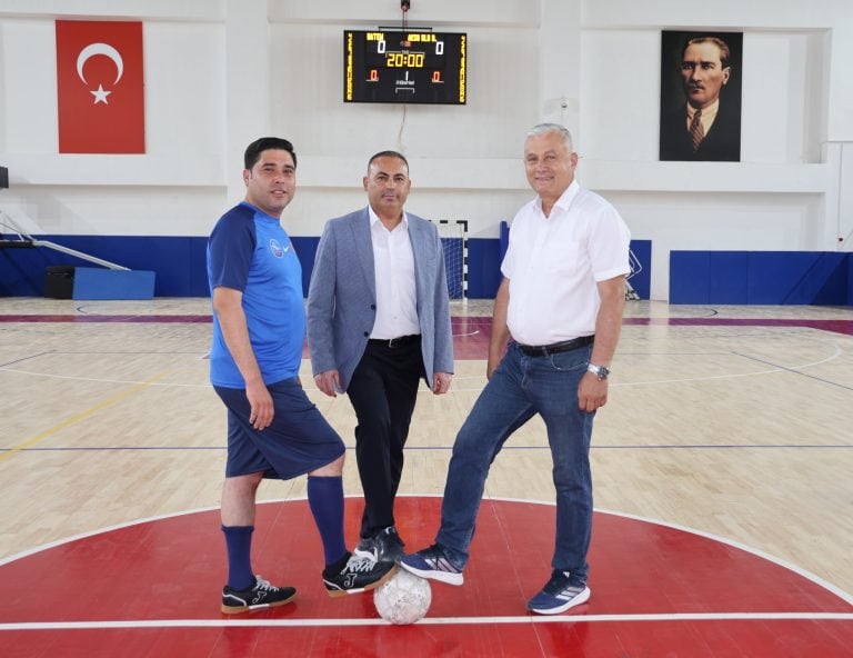 AKSU KURUMLAR ARASI FUTSAL TURNUVASI BAŞLADI