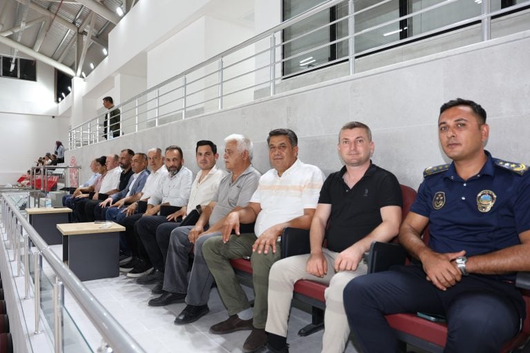 AKSU KURUMLAR ARASI FUTSAL TURNUVASI BAŞLADI
