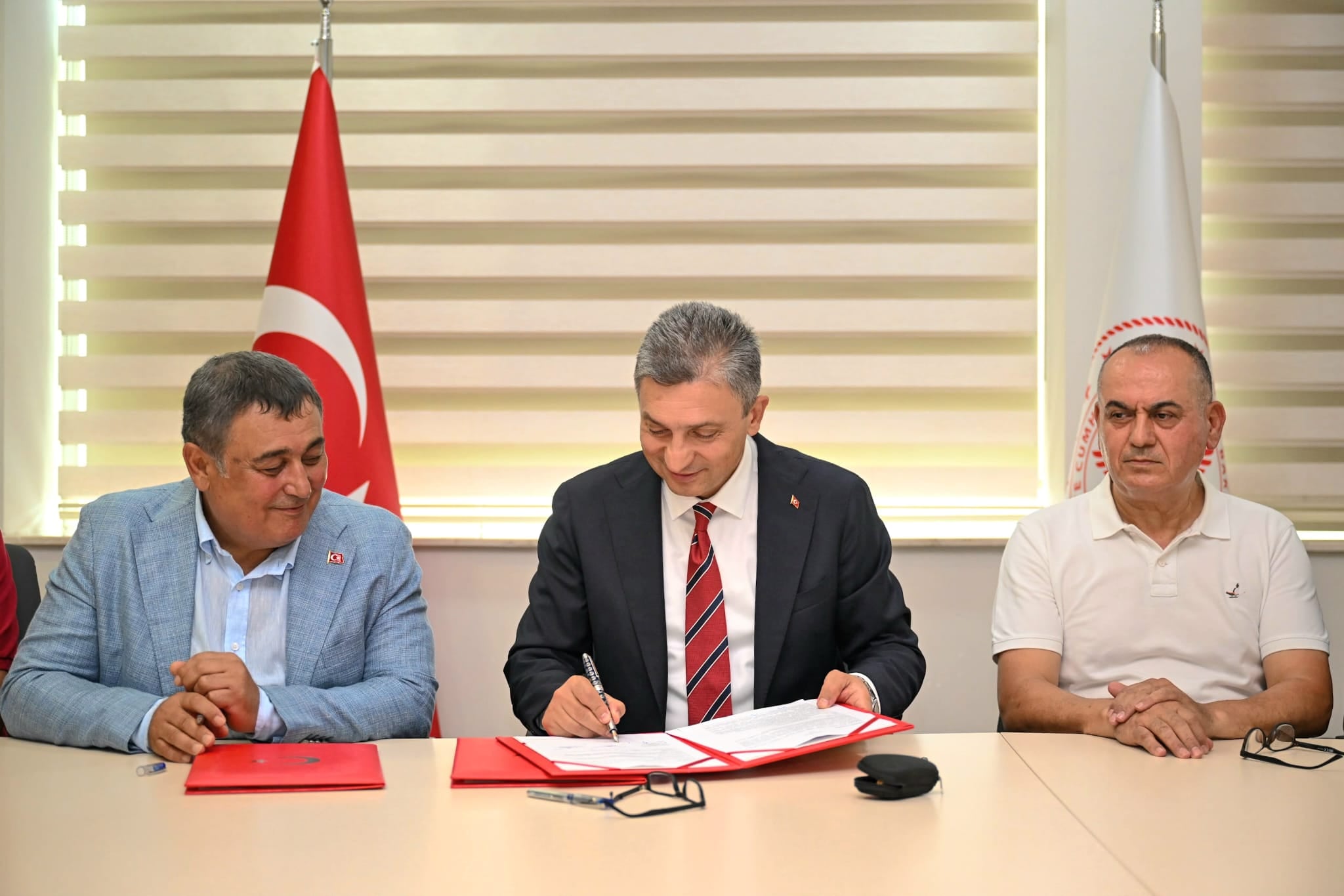 CİHADİYE MAHALLESİNE MODERN AİLE SAĞLIĞI MERKEZİ KAZANDIRILIYOR