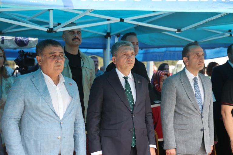 AKSU’DA ANTALYA’NIN EN BÜYÜK SOKAK HAYVANLARI BAKIMEVİ VE DOĞAL YAŞAM ALANI AÇILDI