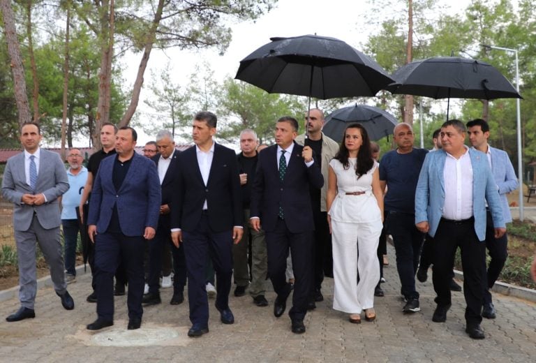 AKSU’DA ANTALYA’NIN EN BÜYÜK SOKAK HAYVANLARI BAKIMEVİ VE DOĞAL YAŞAM ALANI AÇILDI