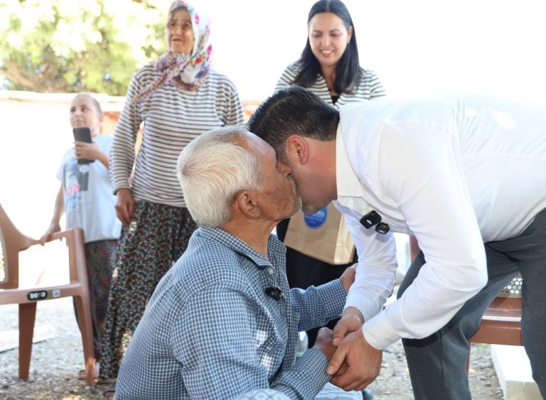 AKSU BELEDİYESİ’NDEN GAZİLERE VE GAZİ YAKINLARINA ANLAMLI ZİYARET
