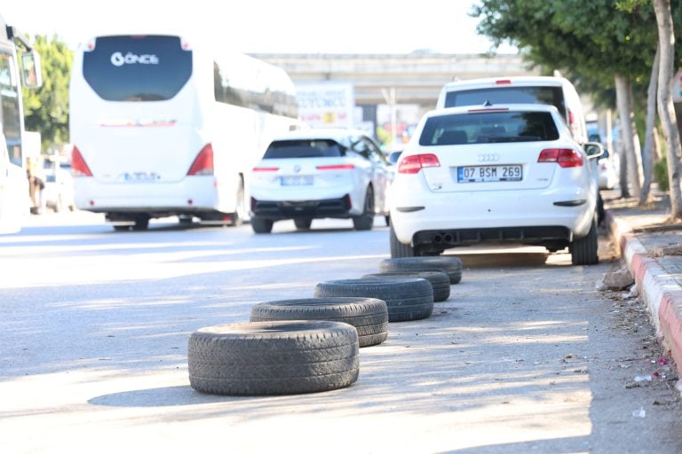 AKSU’DA KALDIRIMLAR İÇİN SIKI DENETİM: YAYA GÜVENLİĞİ ÖN PLANDA
